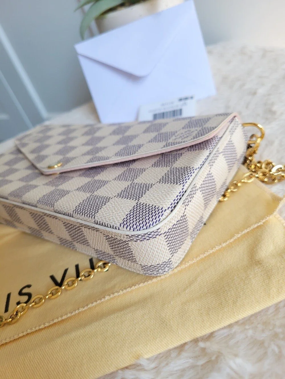 BEAUTIFUL💕 Louis Vuitton FELICIE Pochette Damier AZUR Gold Chain Crossbody